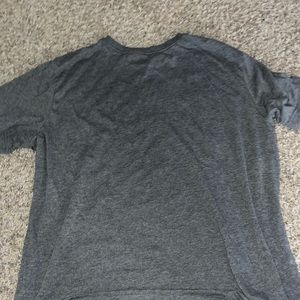 Plain grey tshirt